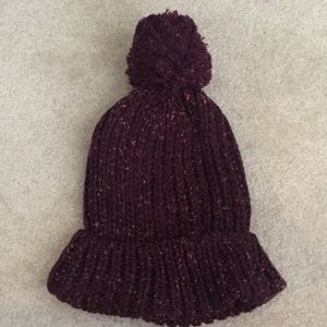 Winter Bobble hat (beanie with puffball on it)